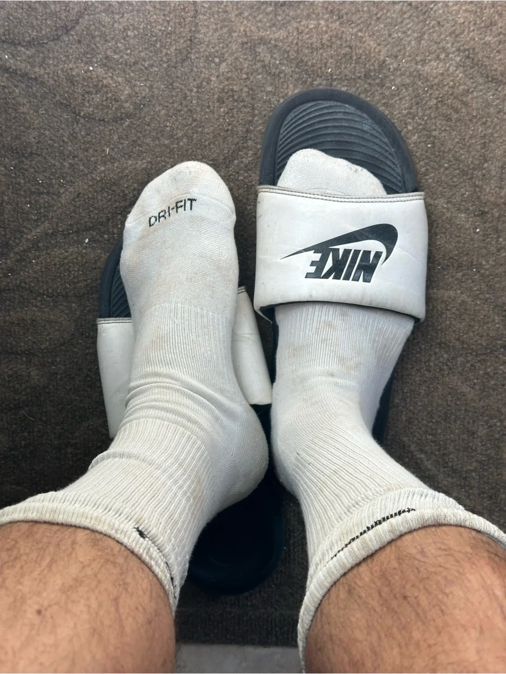 Men’s Nike Slides 11